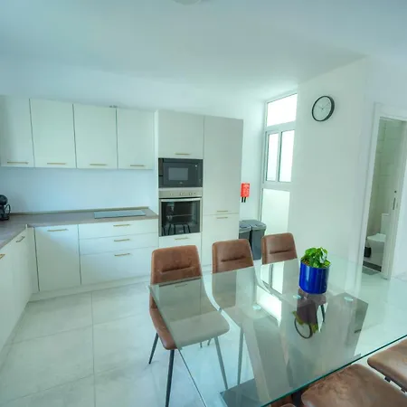 Duplex 2 Bedroom With Terrace Edag1-1 슬리에마