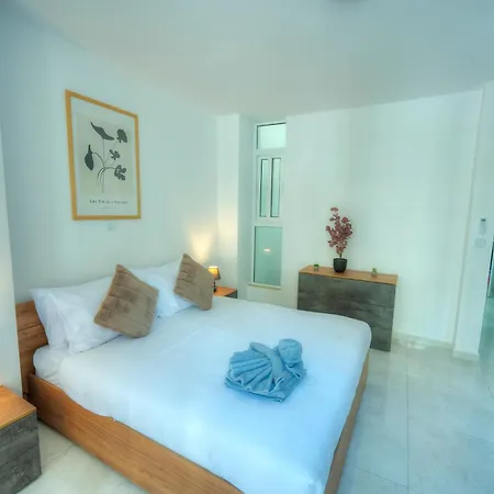 아파트 Duplex 2 Bedroom With Terrace Edag1-1