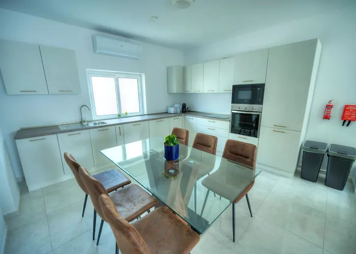 Duplex 2 Bedroom With Terrace Edag1-1